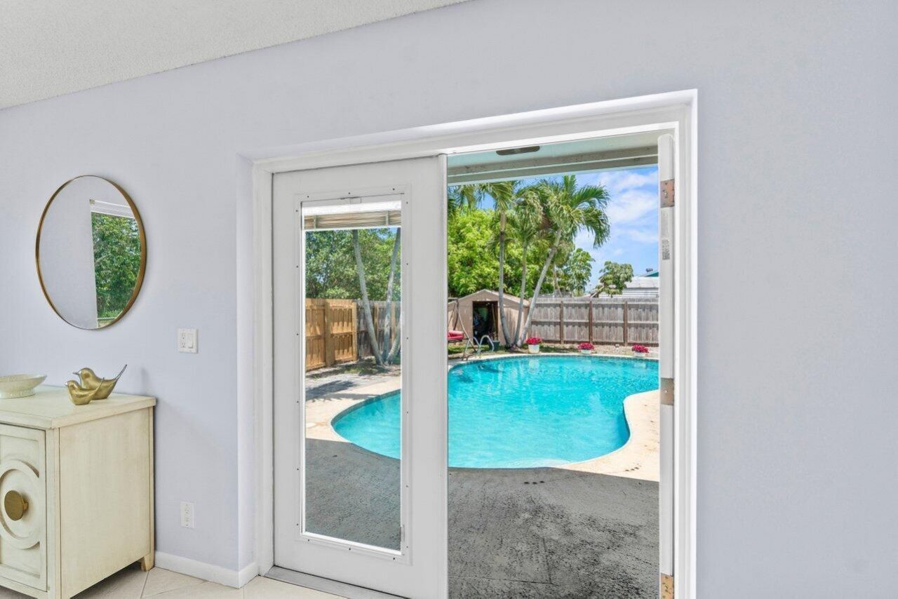 3187 Buccaneer Road, Lake Worth, FL 33462 Photo