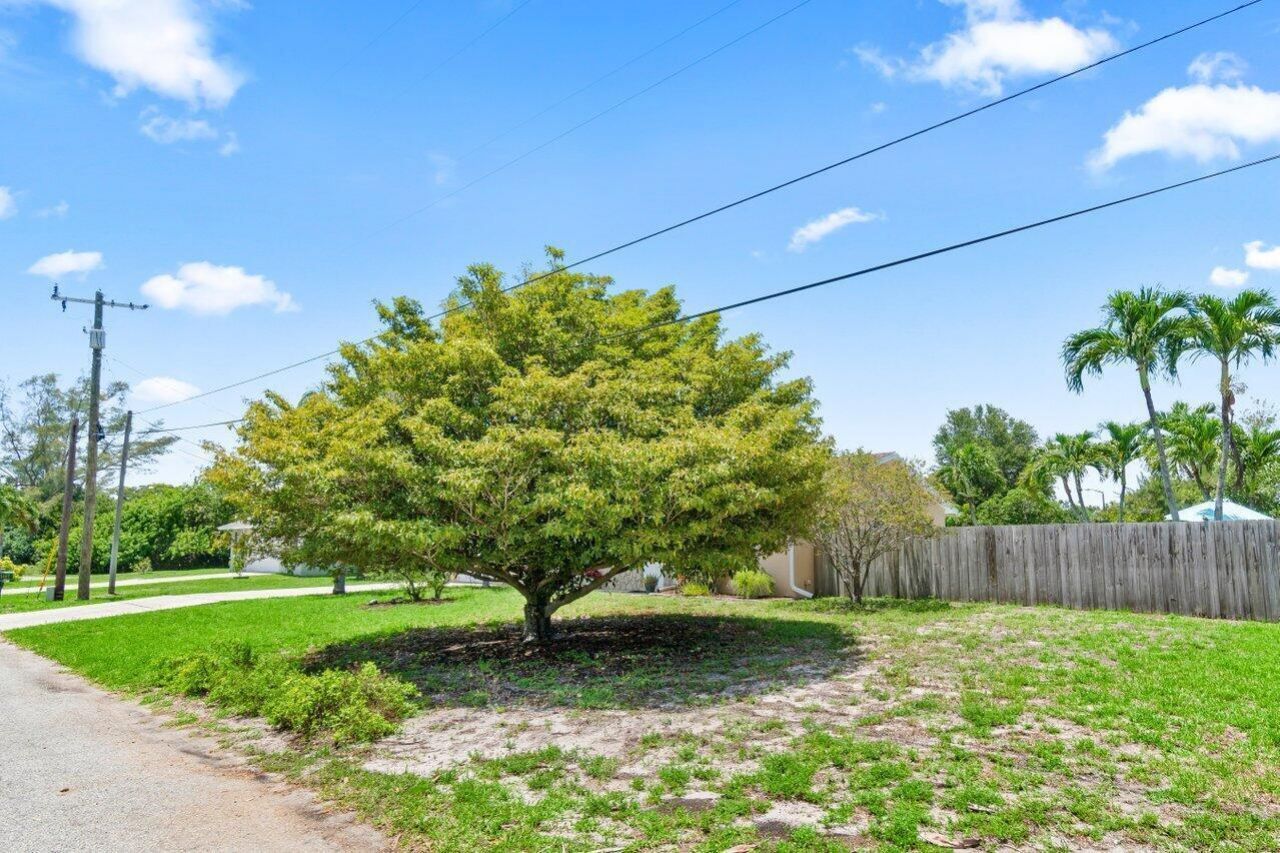 3187 Buccaneer Road, Lake Worth, FL 33462 Photo