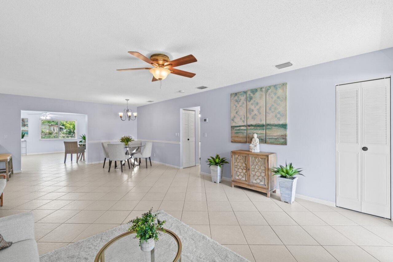 3187 Buccaneer Road, Lake Worth, FL 33462 Photo