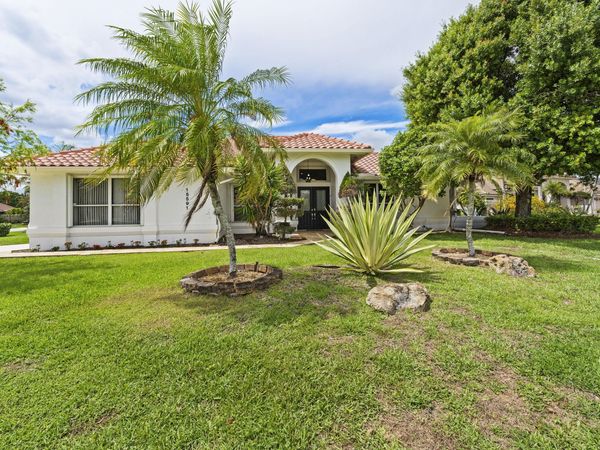 15591 Milan Court, Wellington, FL 33414