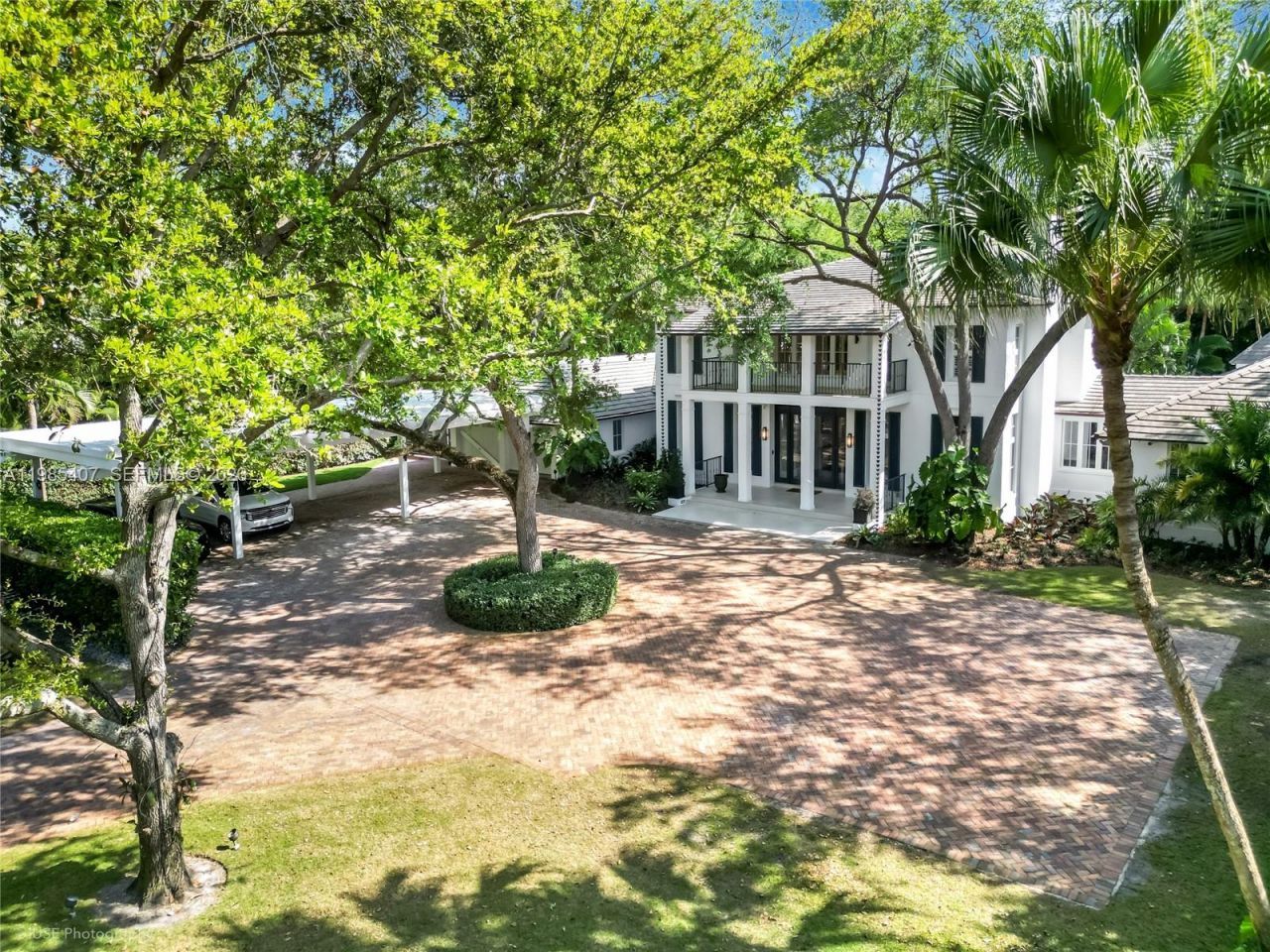 4550 Sunset Dr, Coral Gables, FL 33143 Photo