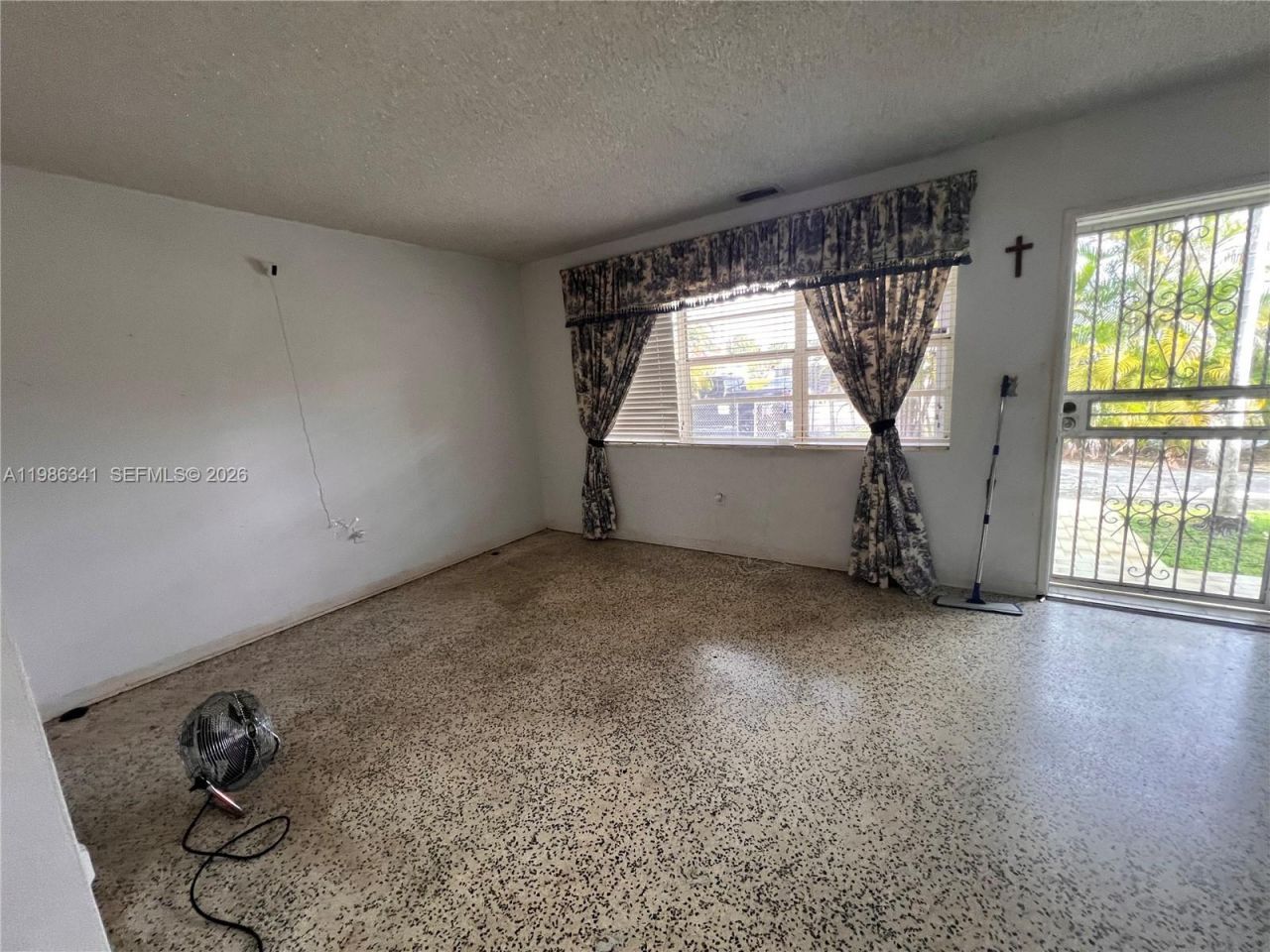 9950 SW 35th Ter, Miami, FL 33165 Photo