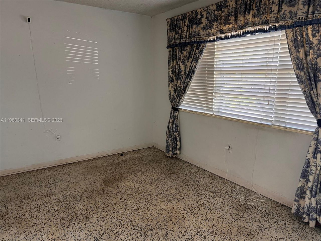 9950 SW 35th Ter, Miami, FL 33165 Photo