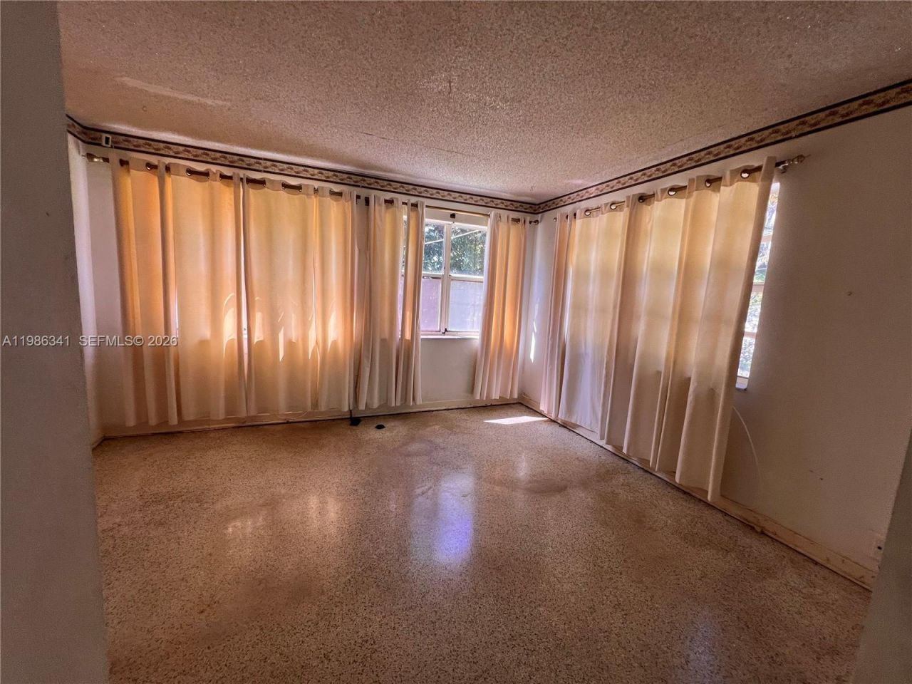 9950 SW 35th Ter, Miami, FL 33165 Photo