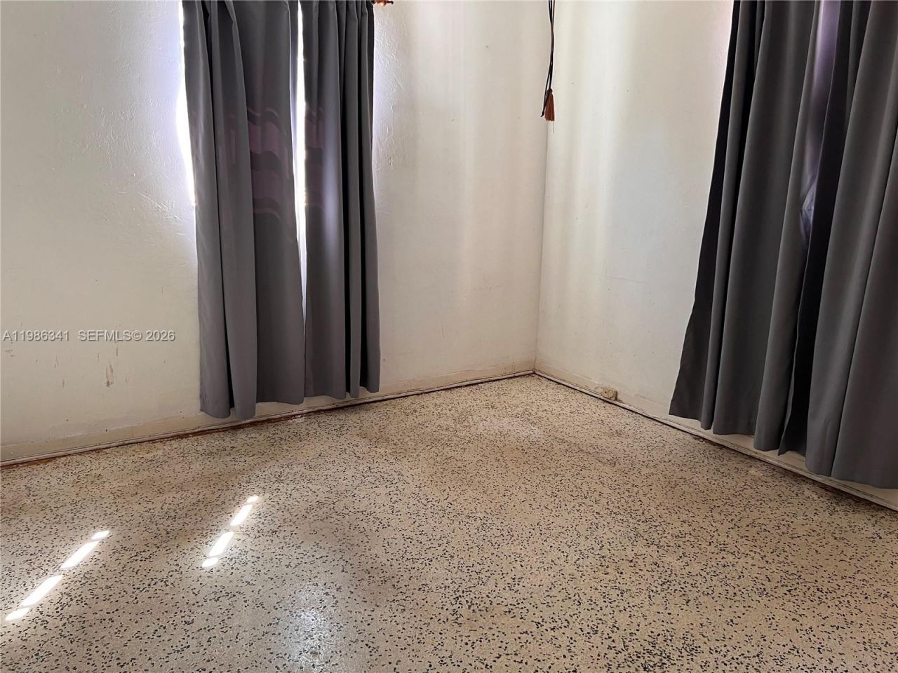 9950 SW 35th Ter, Miami, FL 33165 Photo