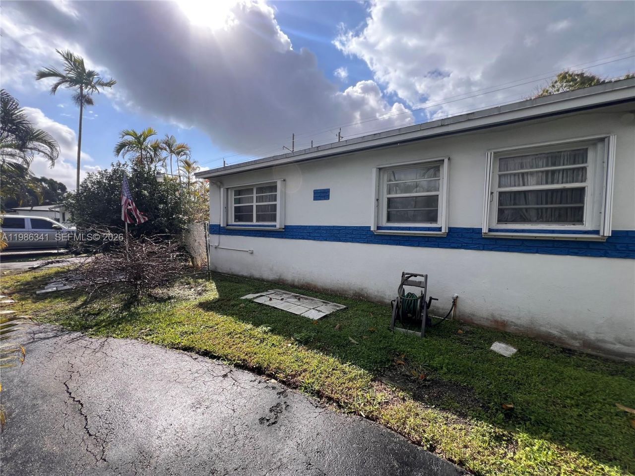 9950 SW 35th Ter, Miami, FL 33165 Photo