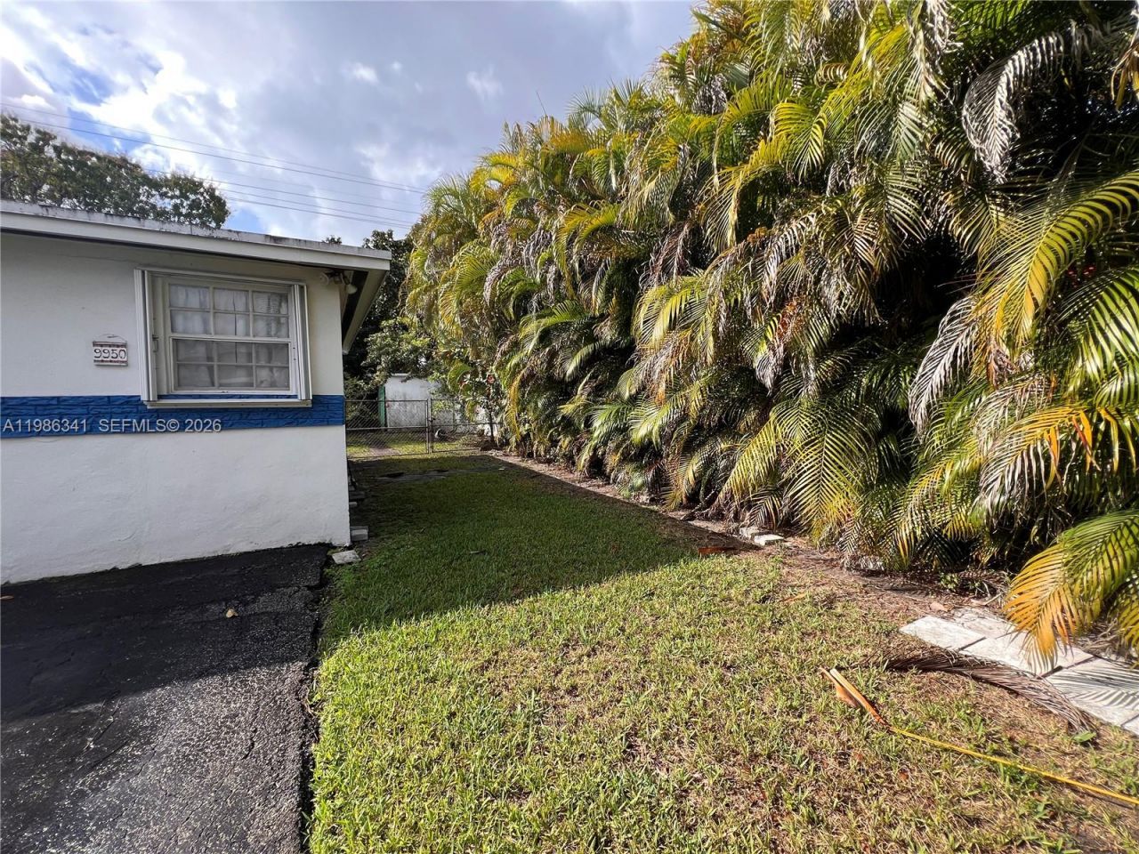 9950 SW 35th Ter, Miami, FL 33165 Photo