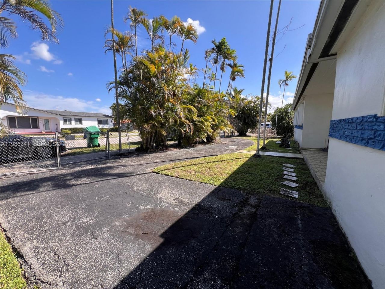 9950 SW 35th Ter, Miami, FL 33165 Photo