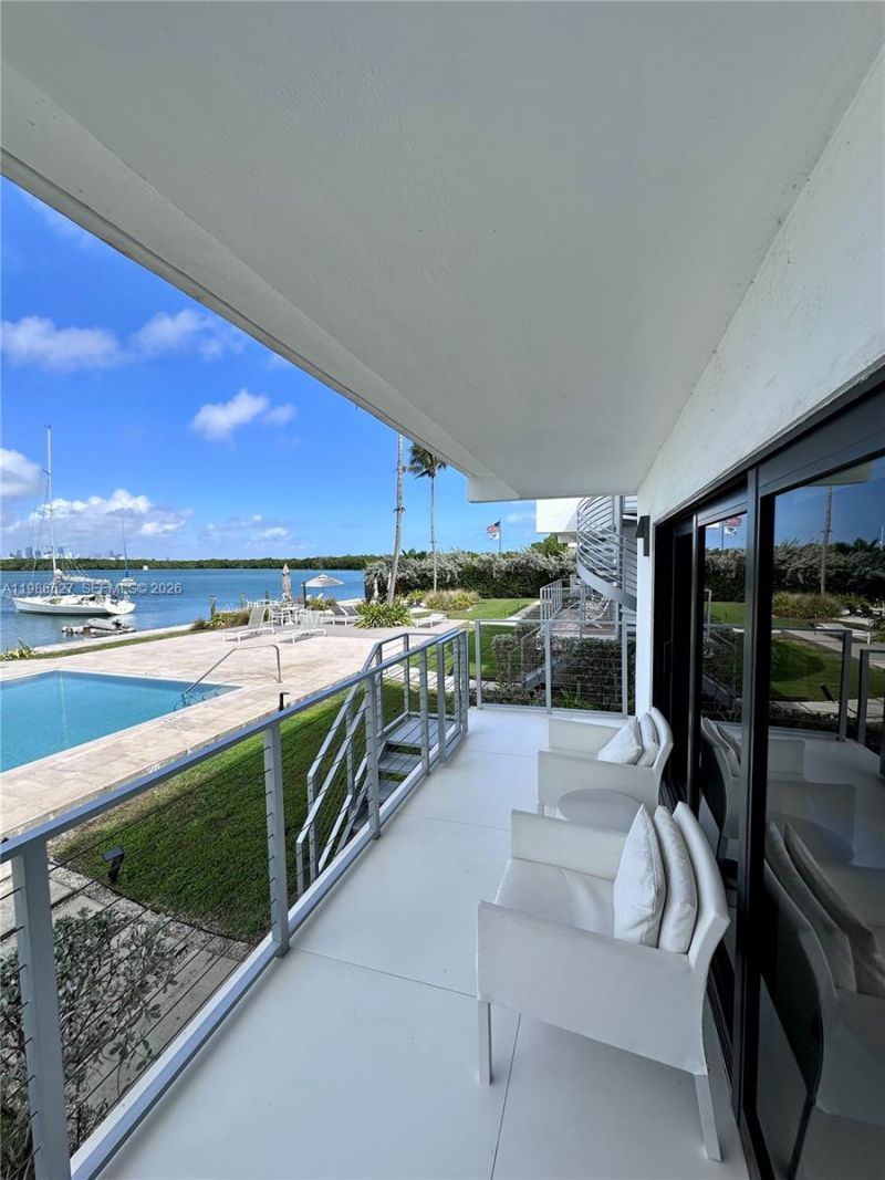 166 Harbor Dr, Unit 6B, Key Biscayne, FL 33149 Photo