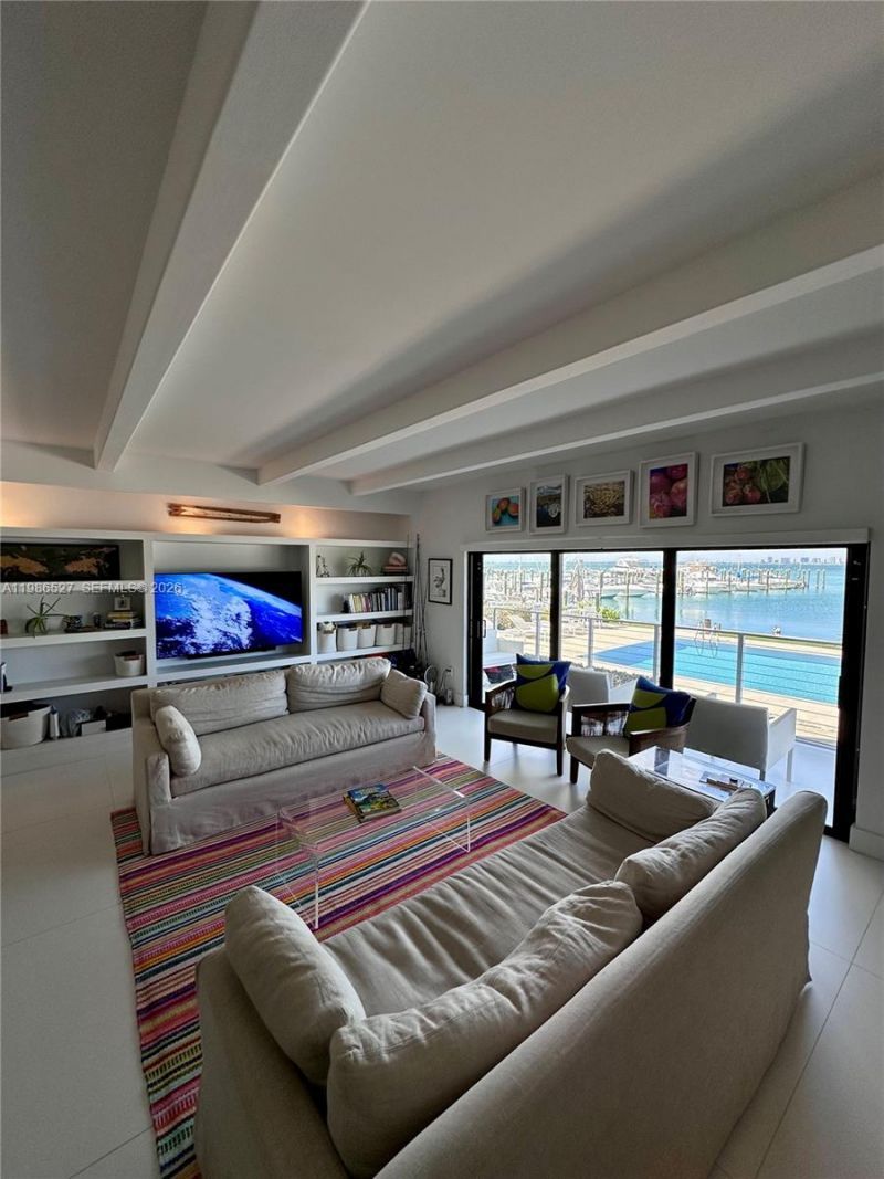 166 Harbor Dr, Unit 6B, Key Biscayne, FL 33149 Photo