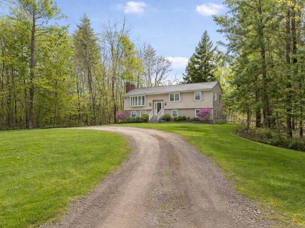 28 Spring Road, Amherst, NH 03031