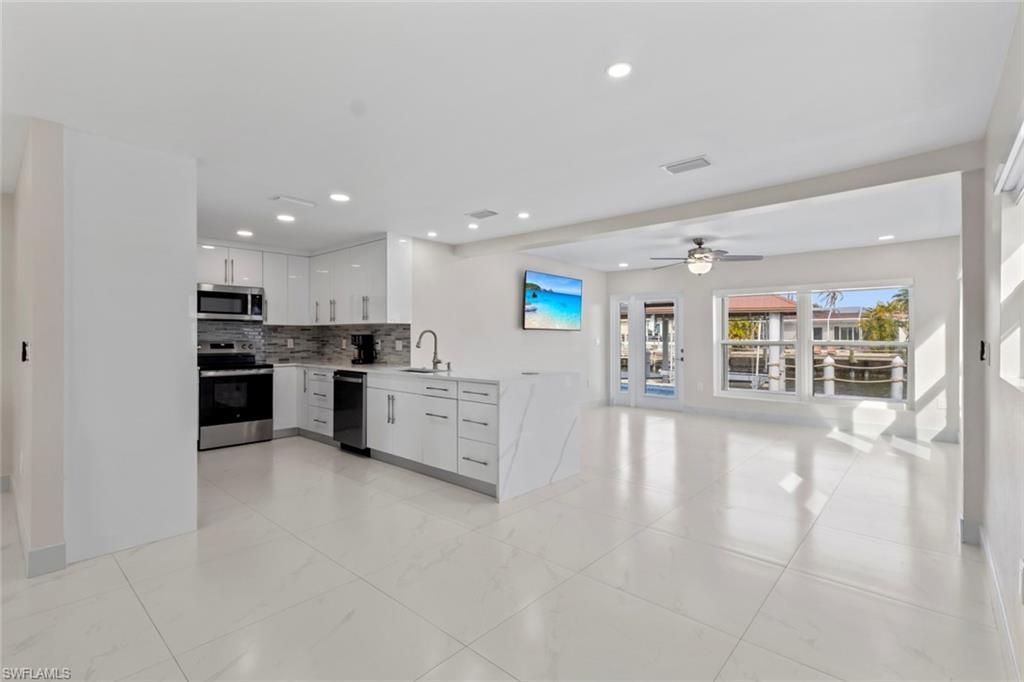 107 Albatross St, Fort Myers Beach, FL 33931 Photo