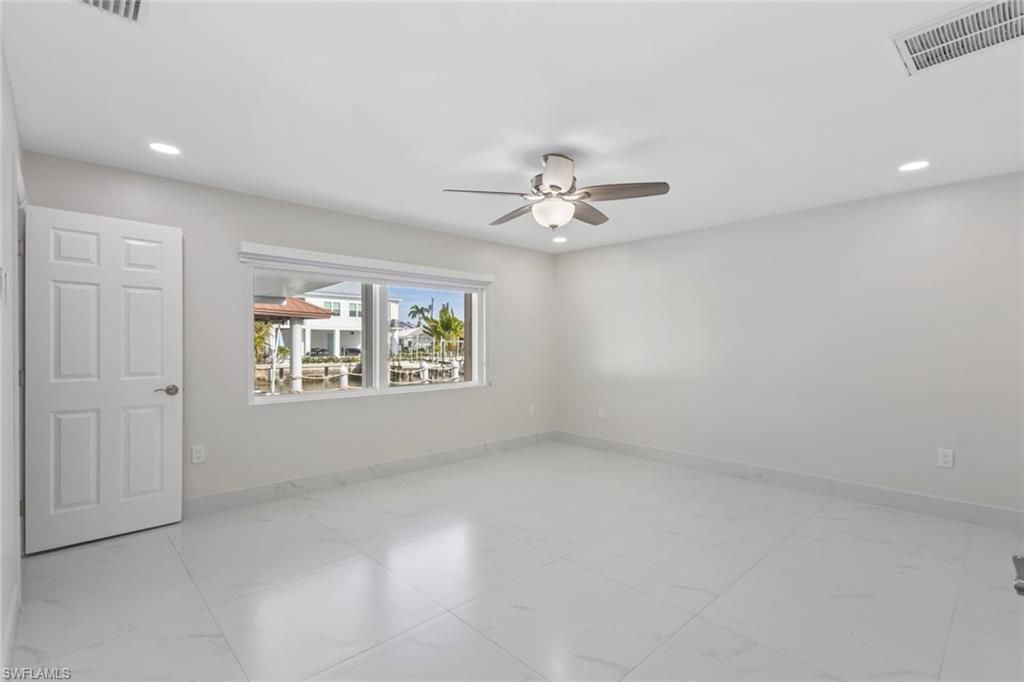107 Albatross St, Fort Myers Beach, FL 33931 Photo