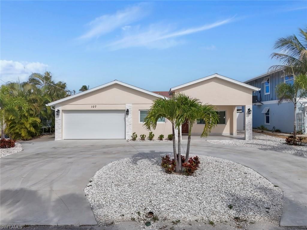 107 Albatross St, Fort Myers Beach, FL 33931 Photo