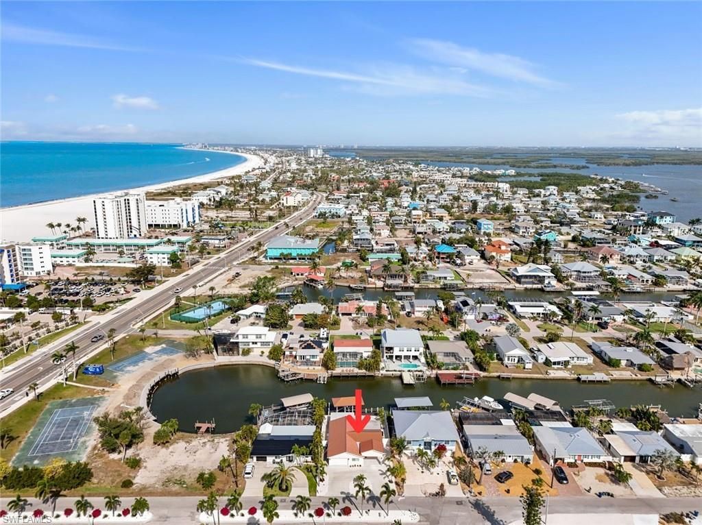 107 Albatross St, Fort Myers Beach, FL 33931 Photo