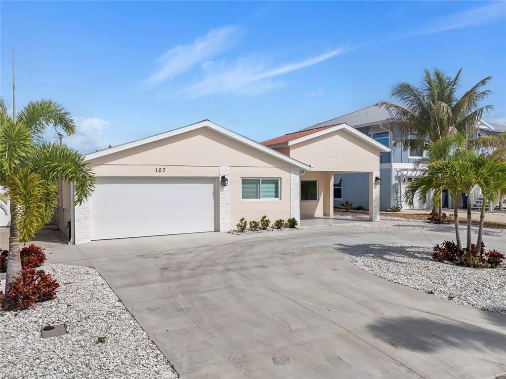 107 Albatross St, Fort Myers Beach, FL 33931 Photo
