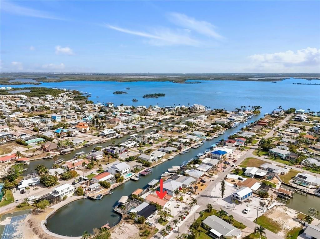 107 Albatross St, Fort Myers Beach, FL 33931 Photo