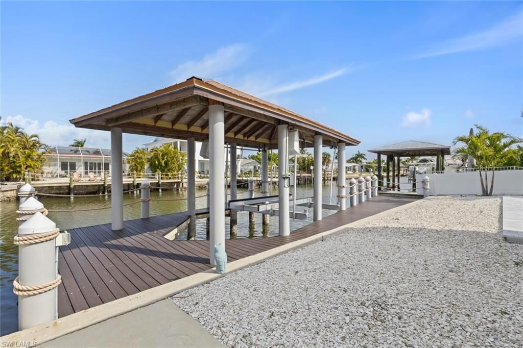 107 Albatross St, Fort Myers Beach, FL 33931 Photo