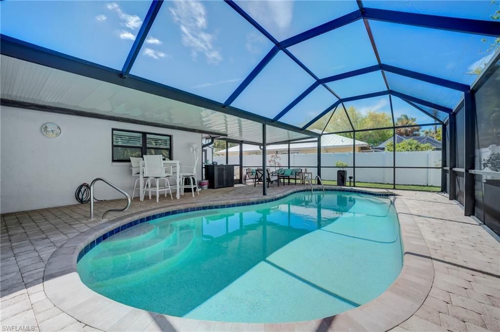 1089 N Town And River Dr, Fort Myers, FL 33919 Photo