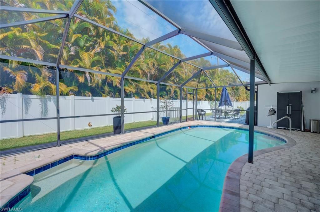 1089 N Town And River Dr, Fort Myers, FL 33919 Photo