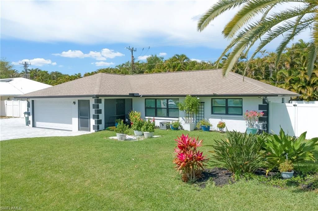 1089 N Town And River Dr, Fort Myers, FL 33919 Photo
