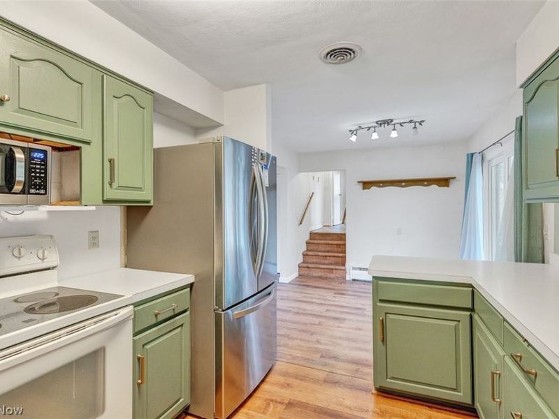 165 Woodhill Drive , Amherst, OH 44001 Photo 11