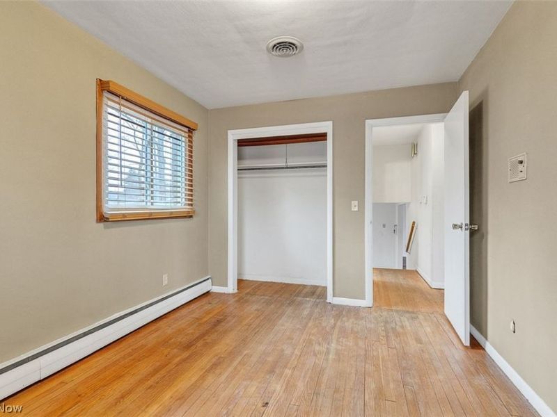 165 Woodhill Drive , Amherst, OH 44001 Photo 13