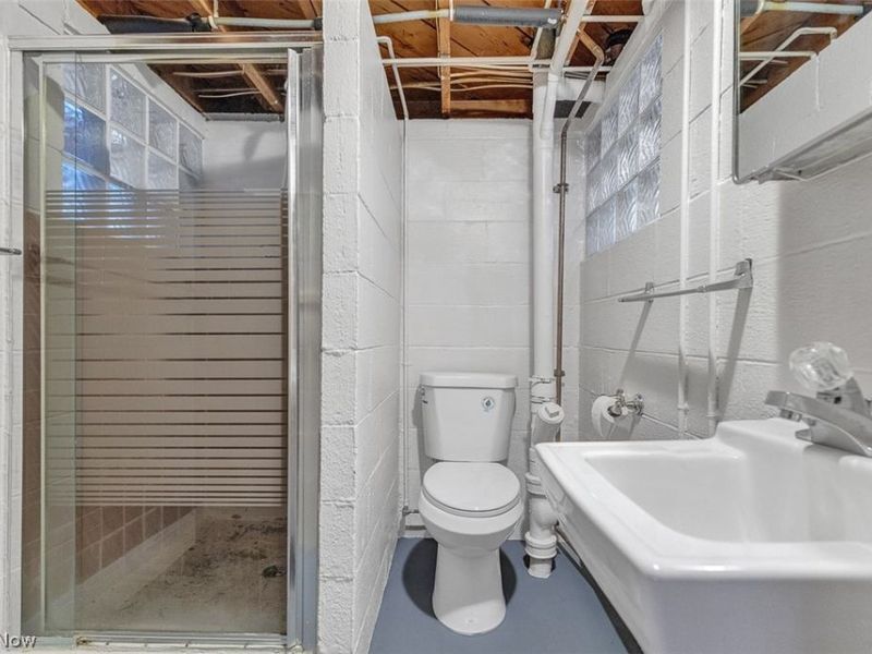 165 Woodhill Drive , Amherst, OH 44001 Photo 27