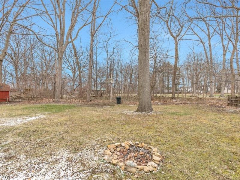 165 Woodhill Drive , Amherst, OH 44001 Photo 30