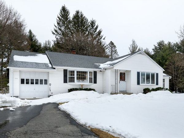 105 Railroad St, Belchertown, MA 01007