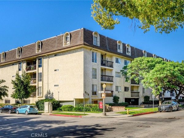 570 W Stocker, Glendale, CA 91202