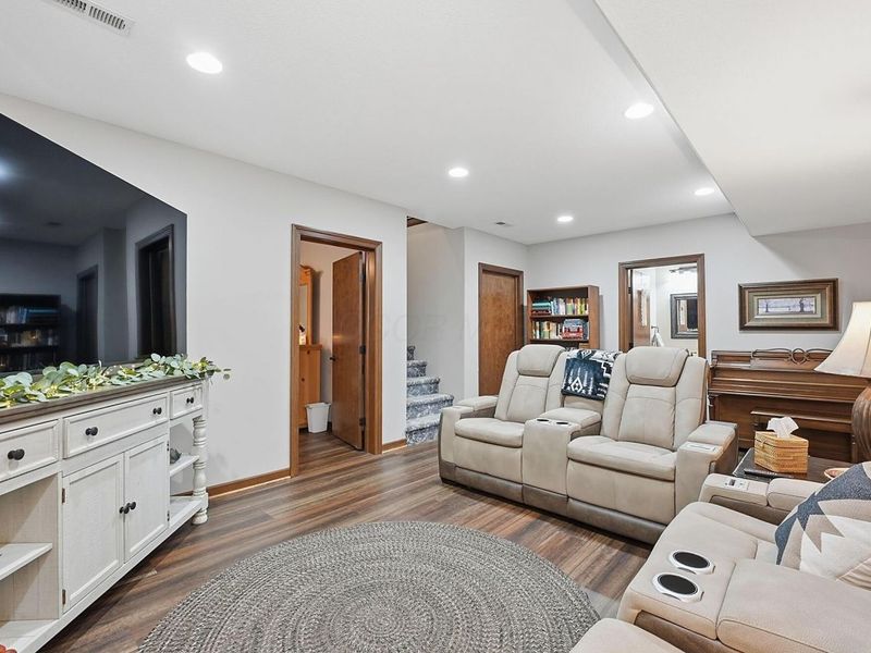 320 Middleburn Street , Johnstown, OH 43031 Photo 23