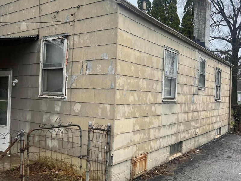 2451 Joyce Avenue , Columbus, OH 43211 Photo 4