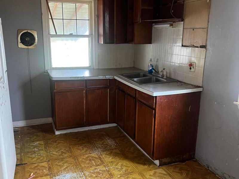 2451 Joyce Avenue , Columbus, OH 43211 Photo 7