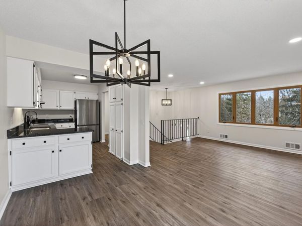 2876 Castleford Court, Woodbury, MN 55125