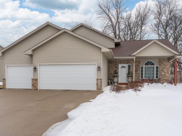 113 Sunburst Circle , Mankato, MN 56037