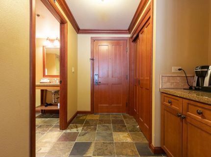 400 Resort Road, Olympic Valley, CA 96146 Photo