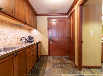 400 Resort Road, Olympic Valley, CA 96146 Photo