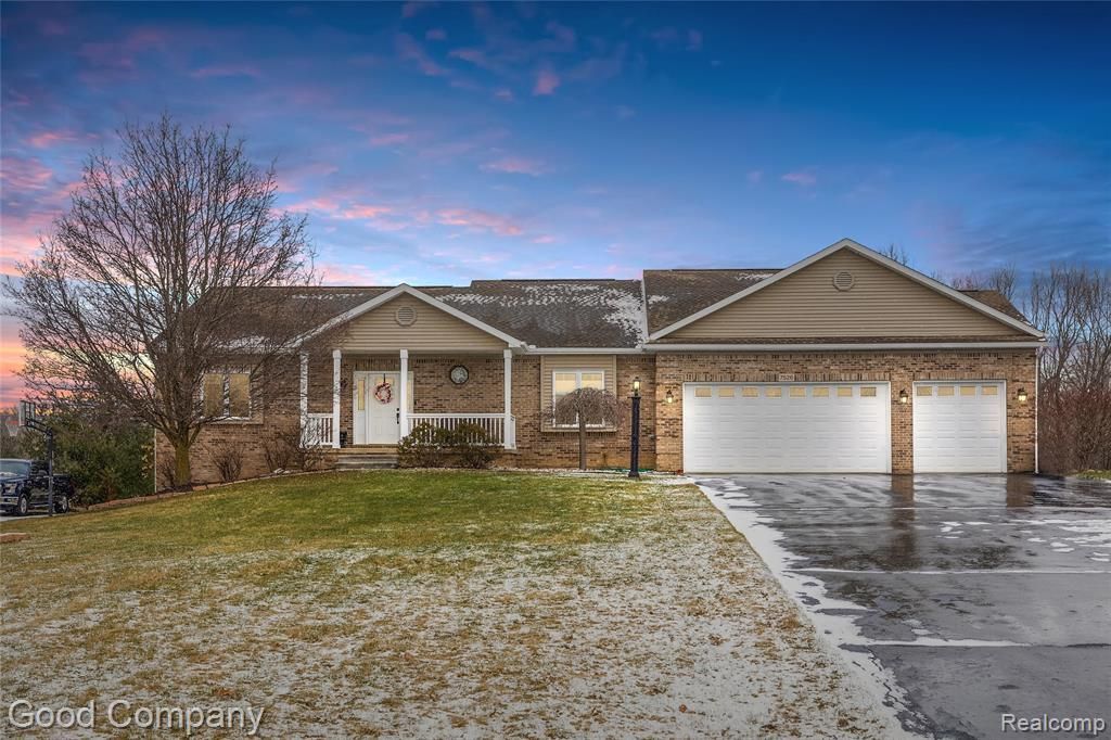 7526 Summer Breeze Trail, Oceola Township, MI 48843 Main Photo