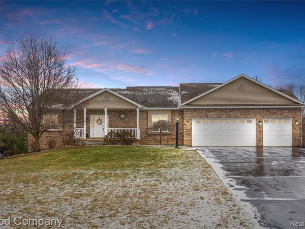 7526 Summer Breeze Trail, Oceola Twp, MI 48843