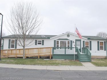 26 Basket Branch, Fenton, MI 48430