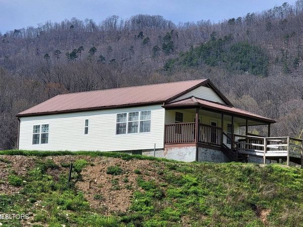 183 Rough House Hollow Road, Mooresburg, TN 37811