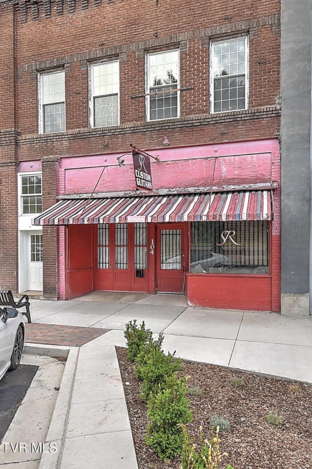 104 West Main Street, Kingsport, TN 37660 Main Photo