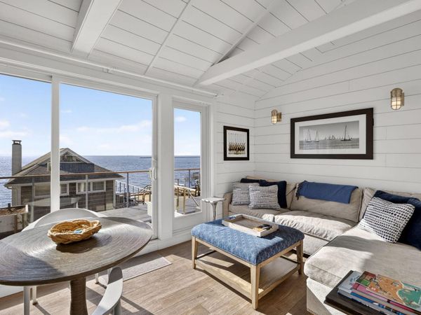 495 Commercial Street, Unit 9, Provincetown, MA 02657