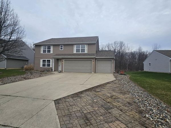 226 Beaulieu Place, Fort Wayne, IN 46825