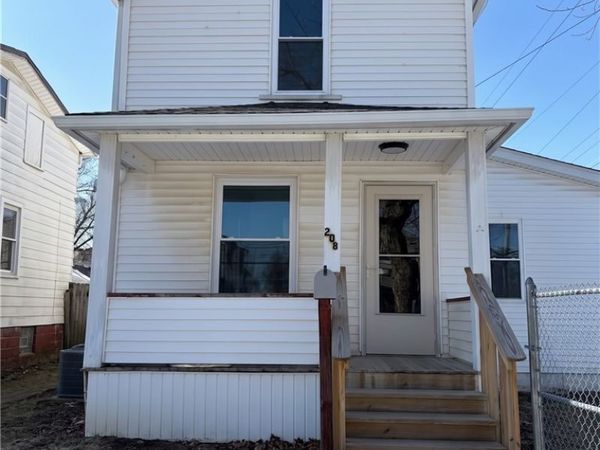 208 S 15th Street, Sebring, OH 44672