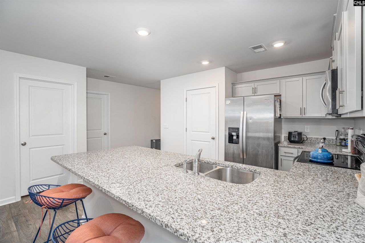 1843 Wildhorse Drive  Photo 11