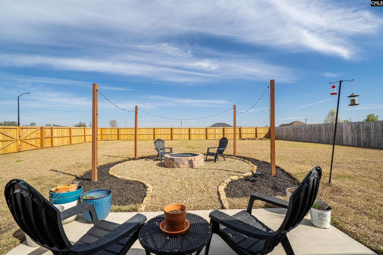 1843 Wildhorse Drive  Photo 4