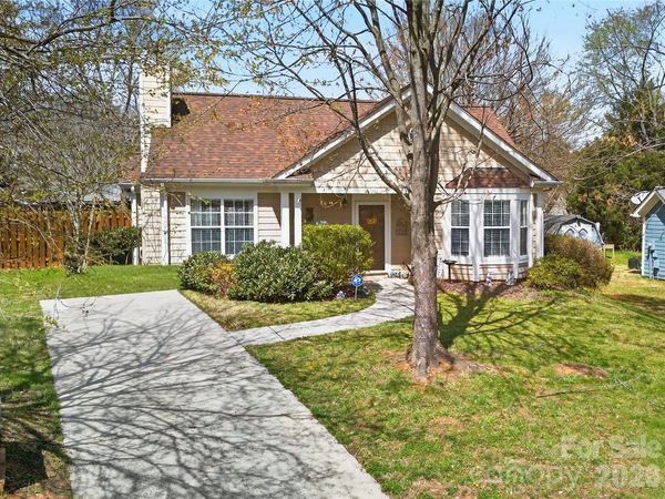 111 Foxglove Drive , Mooresville, NC 28115