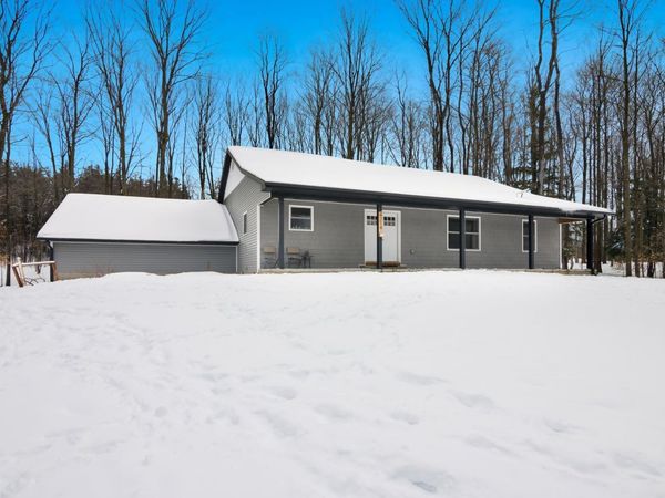 4214 Antioch Drive, Mesick, MI 49668